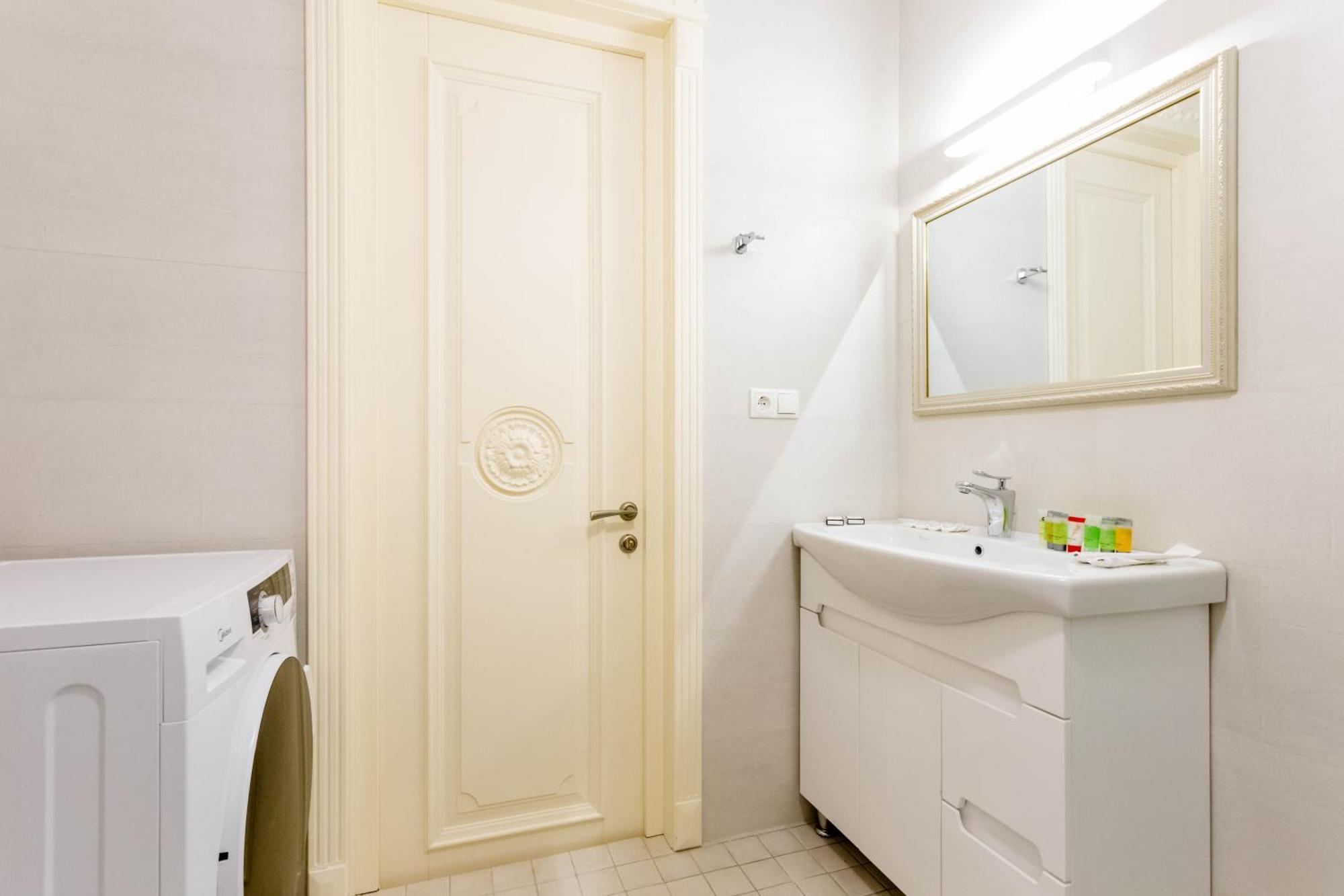 Central Comfort Place L Tbilisi Esterno foto